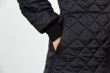 Load image into Gallery viewer, women's quilted jacket workwear